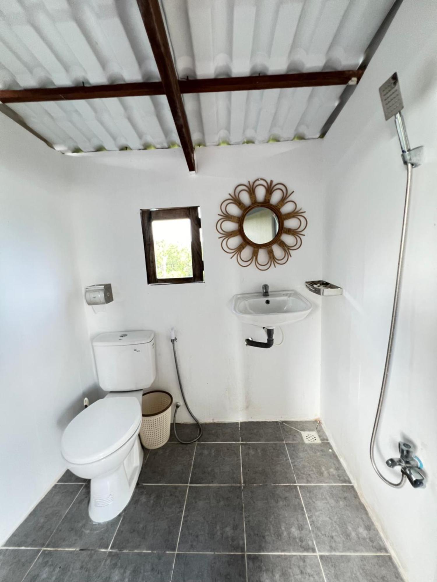Thmorda Resort Koh Rong Samlon Eksteriør billede