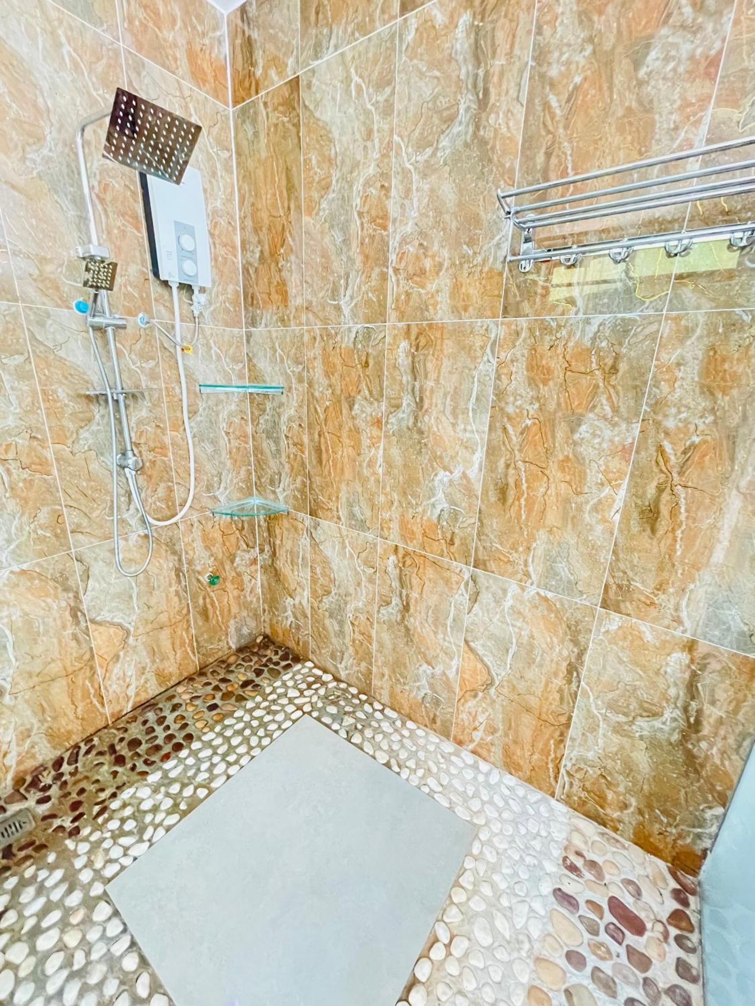 Thmorda Resort Koh Rong Samlon Eksteriør billede
